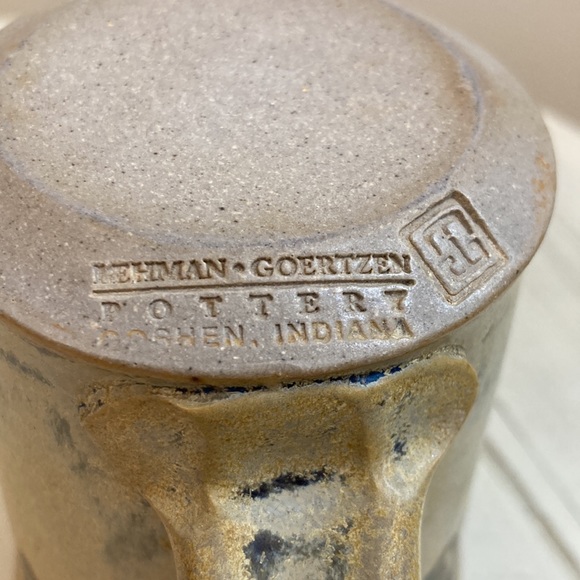 Lehman Goertzen Pottery mug - Picture 3 of 6